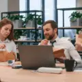 Office Lunch Catering in DFW: How to Plan a Workday Meal People Actually Enjoy